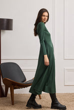 Load image into Gallery viewer, ENYA MAXI DRESS WITH NECKLASE