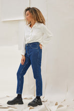 Load image into Gallery viewer, KAMBOS JEANS MOMFIT REGULAR FIT COTTON