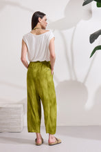 Load image into Gallery viewer, LUVINIA CROPPED PANTS WITH DESIGNER SEAMS