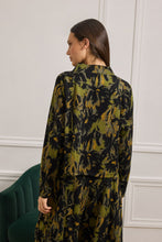 Load image into Gallery viewer, RUFFIN BLOUSE WITH DIAGONAL BUTTONS