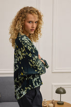 Load image into Gallery viewer, SELKIE PRINTED SHIRT LOOSE
