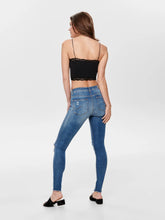 Load image into Gallery viewer, ONLVICKYLACE CROPPED TOP