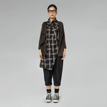 Load image into Gallery viewer, 225201 CARDIGAN WITH BUTTONS