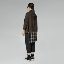 Load image into Gallery viewer, 225201 CARDIGAN WITH BUTTONS