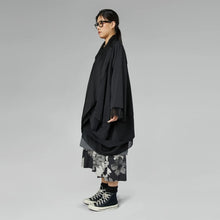 Load image into Gallery viewer, 125109 CARDIGAN ASYMMETRIC

