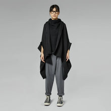 Load image into Gallery viewer, 125115 LONG CARDIGAN WITH 3 BUTTONS
