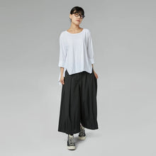 Load image into Gallery viewer, 217883 COTTON ASYMMETRICAL BLOUSE
