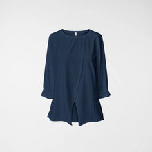 Load image into Gallery viewer, 219356 T-SHIRT WITH SLIT
