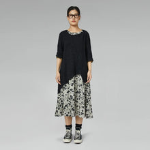 Load image into Gallery viewer, 224442 ASYMMTERIC BLOUSE
