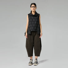 Load image into Gallery viewer, 240550 POLKA DOT TOP WITH POCKETS
