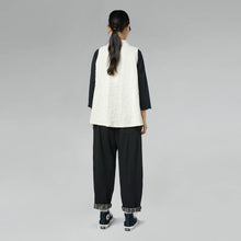 Load image into Gallery viewer, 250448 VEST WITH GOLDEN POLKA DOTS
