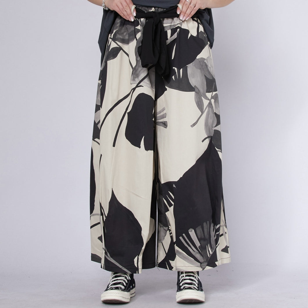 825075 FLORAL PANTS