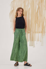 Load image into Gallery viewer, ADAMAS 7/8 WIDE LEG PRINTED PANTS
