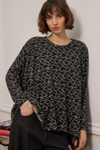 Load image into Gallery viewer, BEA ASYMMETRICAL BLOUSE PRINTED LOOSE
