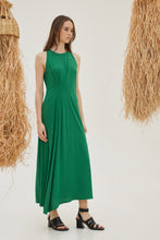 Load image into Gallery viewer, CARPERA DRESS PLEATS CLOSED NECK
