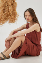 Load image into Gallery viewer, CHARAKI MIDI LINEN DRESS
