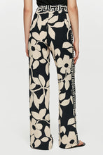 Load image into Gallery viewer, D34050 PRINT BELT PANTS
