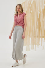 Load image into Gallery viewer, DOKOS CROPPED PANTS ELASTIC WAIST
