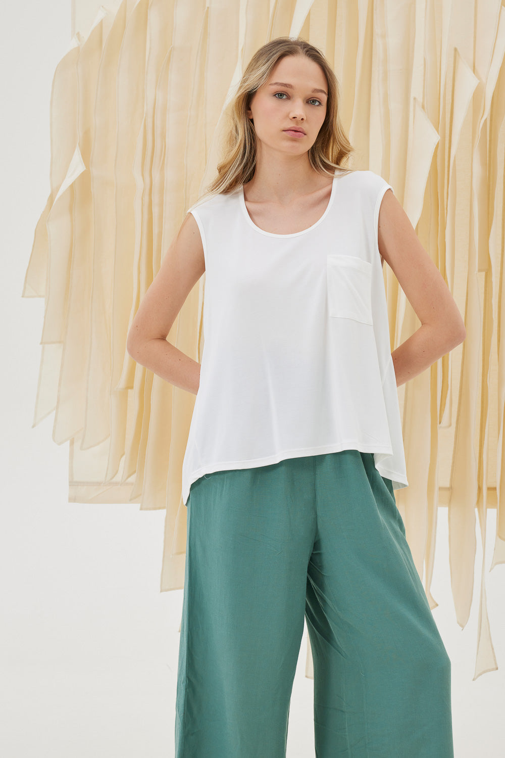 DRAKONEDA ASYMMETRIC BLOUSE EXTERNAL POCKET