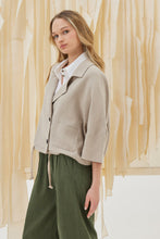 Load image into Gallery viewer, ELAFONISSOS WIDE CROPPED JACKET 3/4 SLEEVES
