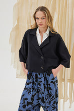 Load image into Gallery viewer, ELAFONISSOS WIDE CROPPED JACKET 3/4 SLEEVES
