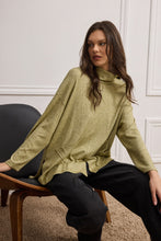 Load image into Gallery viewer, FINTAN BLOUSE LOOSE WITH POCKETS
