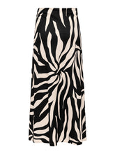 Load image into Gallery viewer, ONLCHIGO LONG SKIRT
