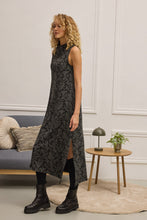 Load image into Gallery viewer, GINEVRA PRINTED DRESS
