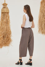 Load image into Gallery viewer, KELIFOS CROPPED RAYON TROUSERS ELASTIC WAIST
