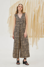 Load image into Gallery viewer, POLYEGOS JUMPSUIT PRINTED V-NECK VISCOSE

