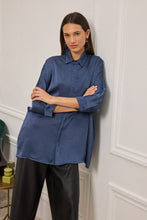 Load image into Gallery viewer, TAMSIN OVERSIZED SHIRT
