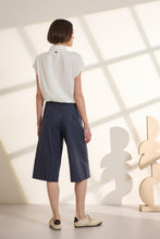Load image into Gallery viewer, TINDRA HIGHT WAISTED STRIPED BERMUDA SHORT WITH SLASH POCKETS
