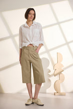 Load image into Gallery viewer, TINDRA HIGHT WAISTED STRIPED BERMUDA SHORT WITH SLASH POCKETS
