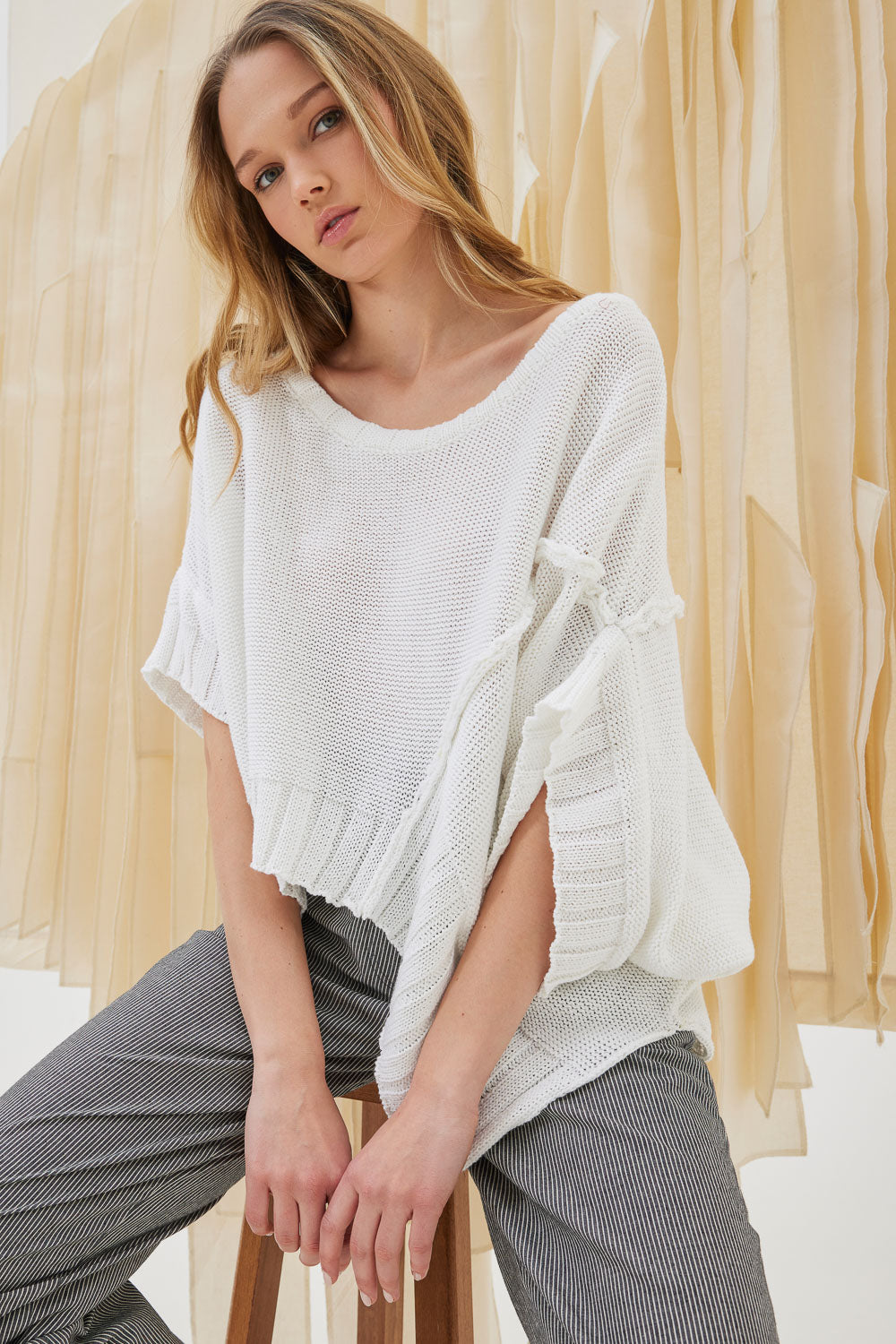 ZADAR CROPPED KNITTED BLOUSE ASYMMETRIC SLEEVES