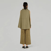 Load image into Gallery viewer, 110225 ASYMMETRICAL SLEEVELESS BLOUSE
