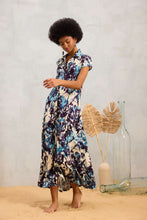 Load image into Gallery viewer, LUNA PRINTED DRESS
