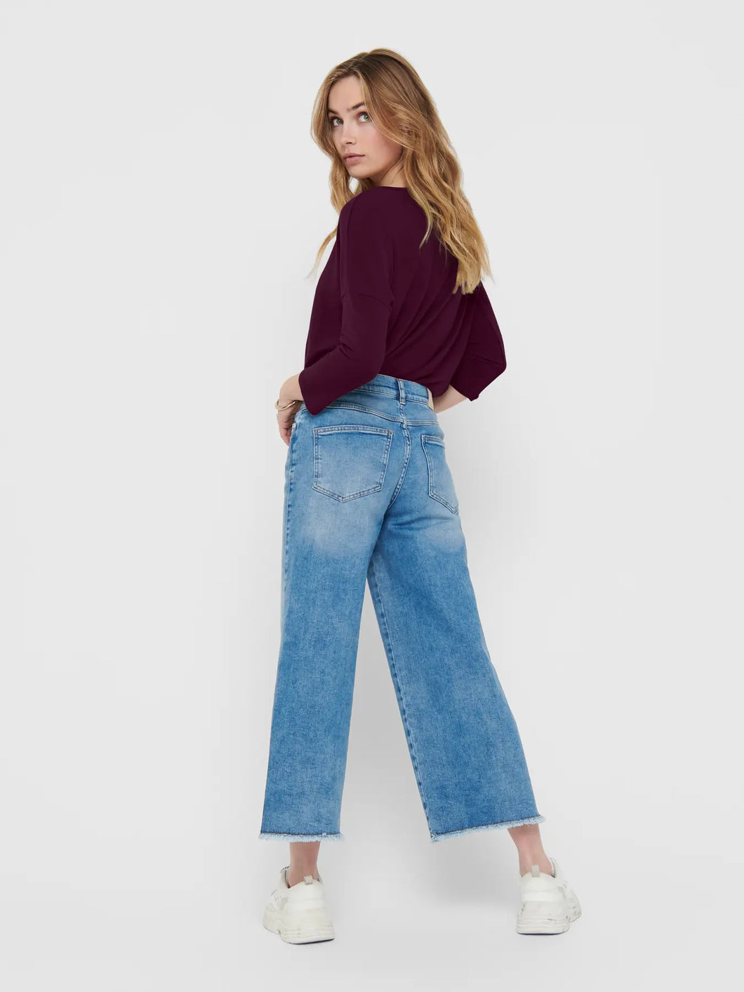 ONLGLAMOUR 3/4 TOP