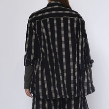 Load image into Gallery viewer, 240754  STRIPED SHIRT
