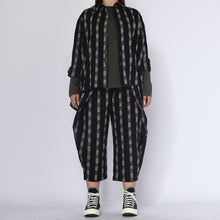 Load image into Gallery viewer, 240754  STRIPED SHIRT
