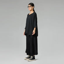 Load image into Gallery viewer, 221445 OVERSIZE BLOUSE WITH POCKET

