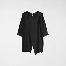 Load image into Gallery viewer, 221445 OVERSIZE BLOUSE WITH POCKET

